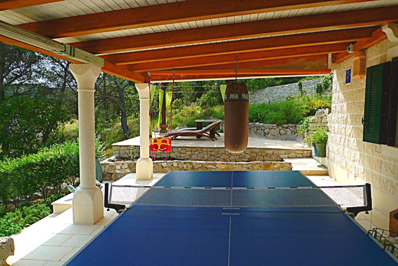 Ursa Minor Vila Sumartin Exterior foto